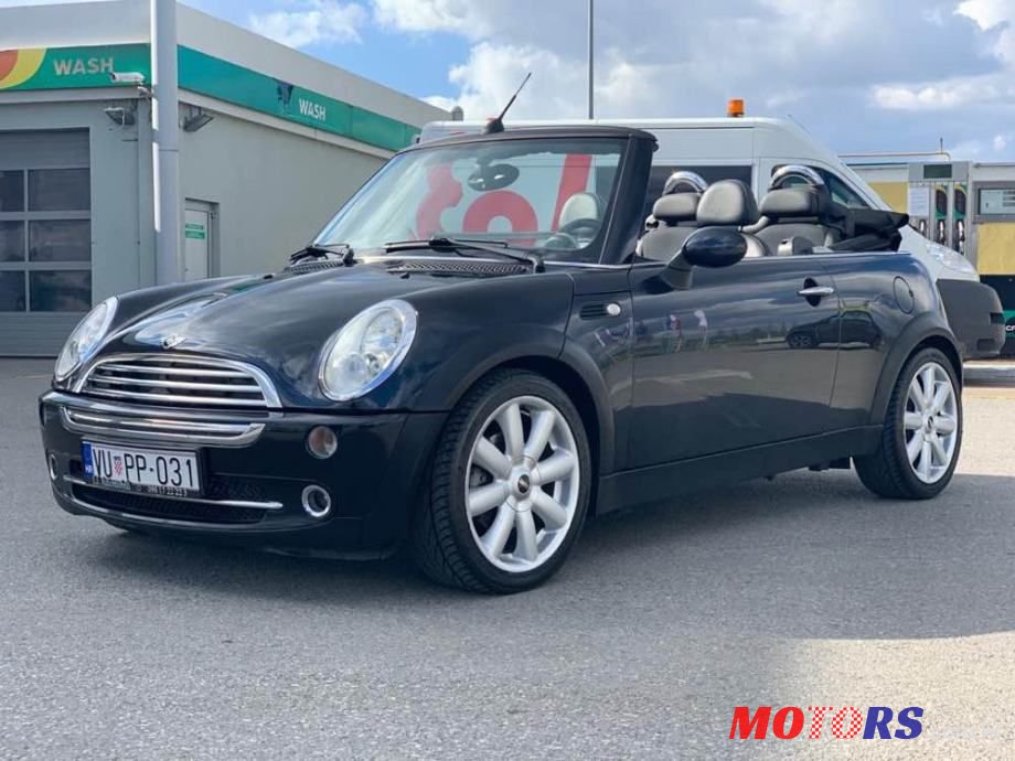 2007' MINI Cabrio Cooper Cab photo #6