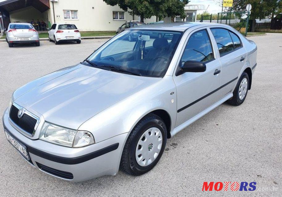 2003' Skoda Octavia 1,6 photo #1