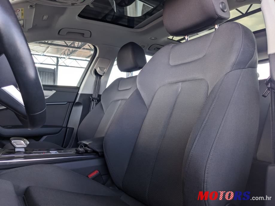 2019' Audi A6 Avant photo #5