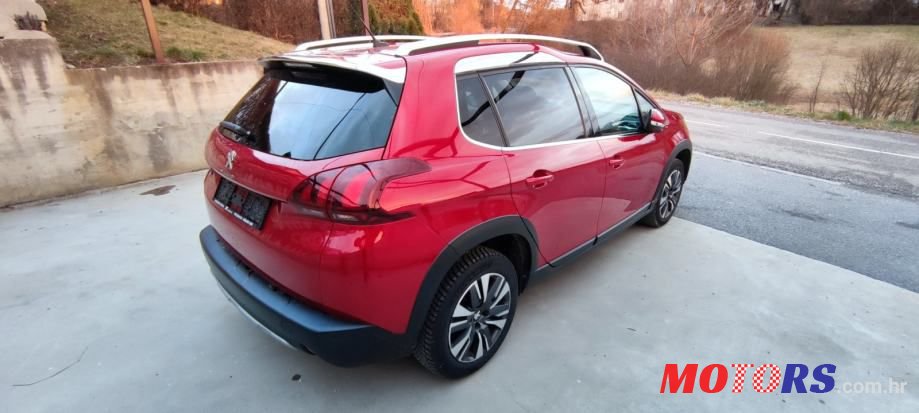 2018' Peugeot 2008 1,6 Bluehdi photo #4