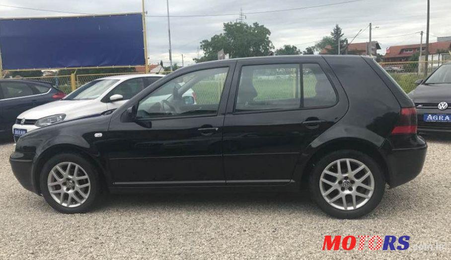 2004' Volkswagen Golf IV 1.9 Tdi Pacific photo #2