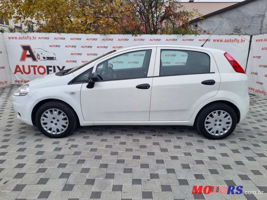2012' Fiat Punto 1,4 8V photo #6