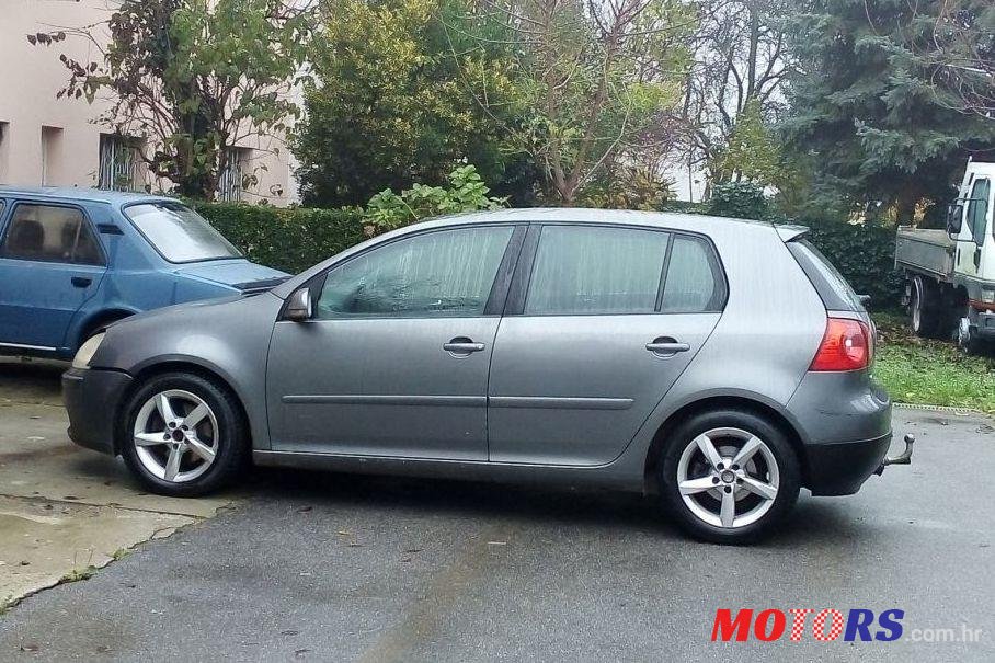 2004' Volkswagen Golf V 2,0 Tdi photo #1