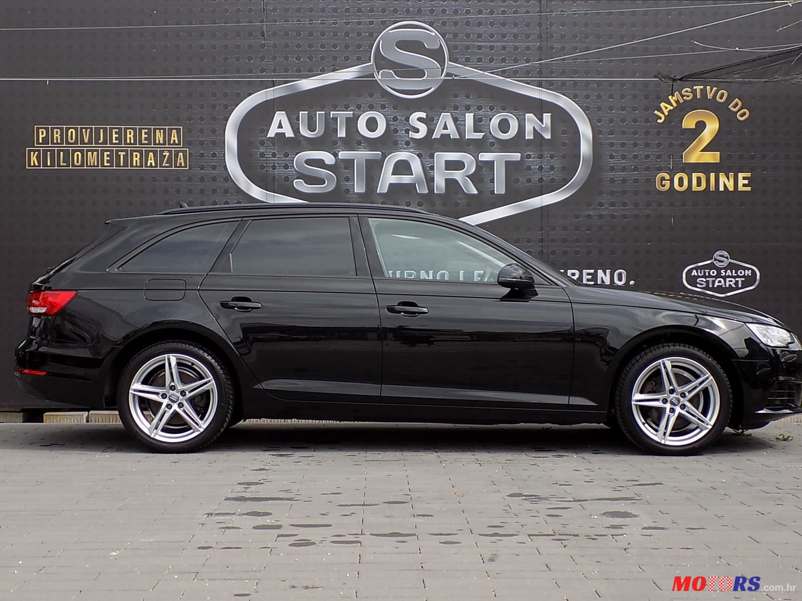 2017' Audi A4 Avant photo #4