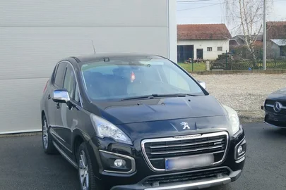 2014' Peugeot 3008 Hybrid4 2,0 Hdi