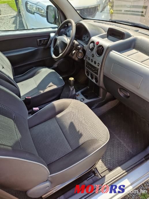 2008' Peugeot Partner 1,6 Hdi photo #3