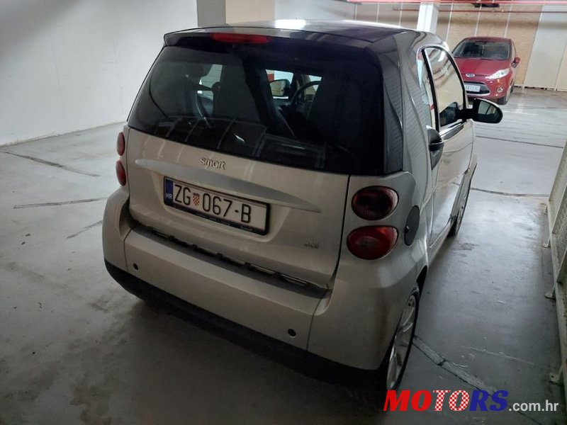 2009' Smart Fortwo photo #4