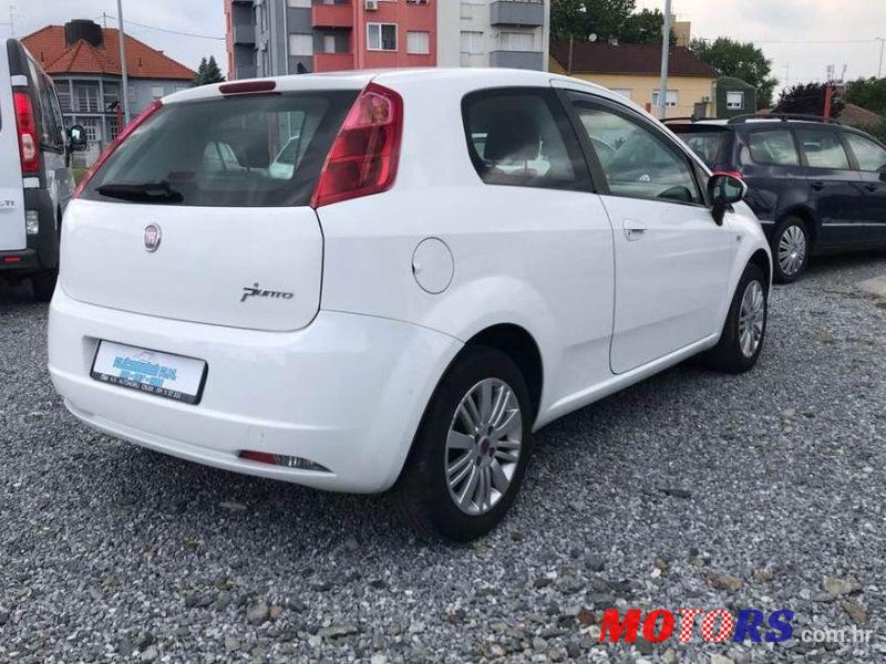 2008' Fiat Grande Punto 1,3 Multijet 16V photo #2