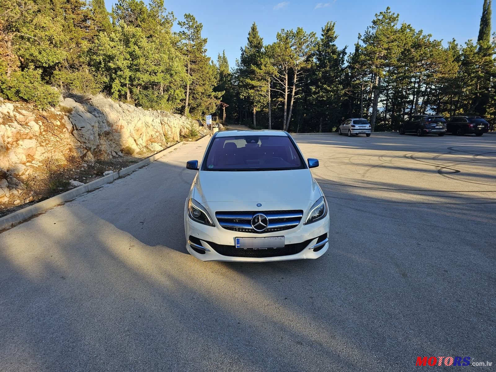 2015' Mercedes-Benz B-Klasa B250E Electric Drive photo #2
