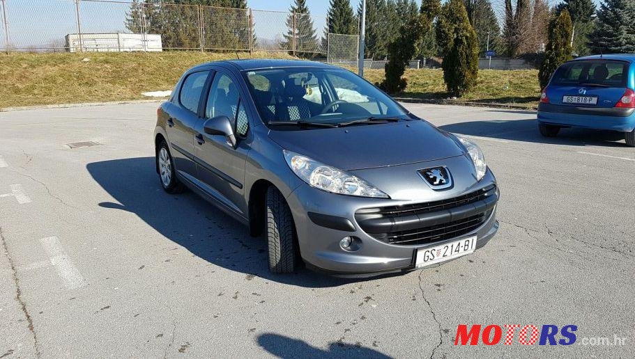 2008' Peugeot 207 1,6 Hdi photo #1