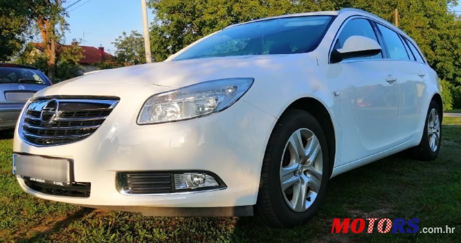 2013' Opel Insignia Karavan photo #1