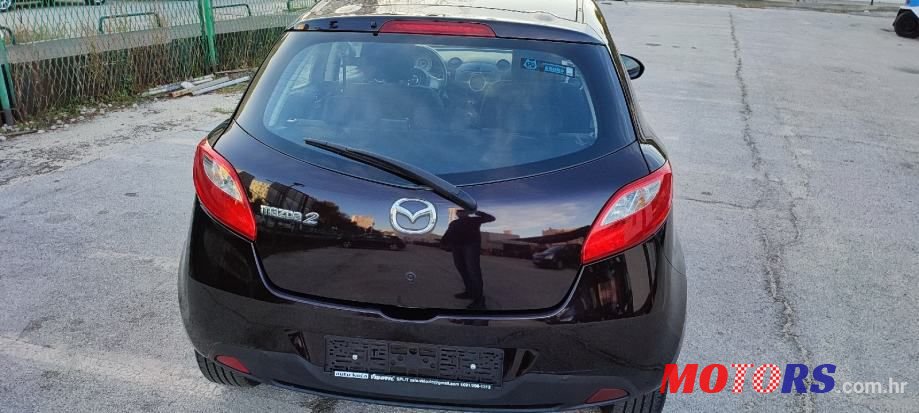 2010' Mazda 2 1.4 Cd photo #5