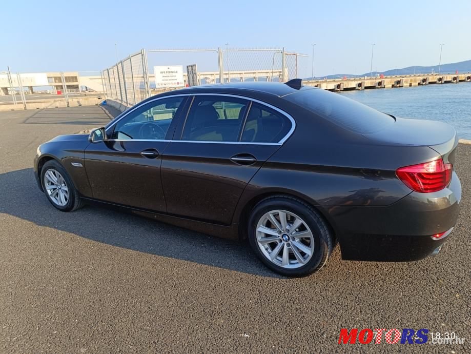 2015' BMW Serija 5 520D photo #1