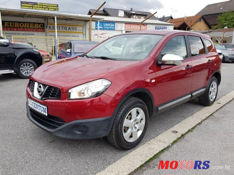 2011' Nissan Qashqai photo #2