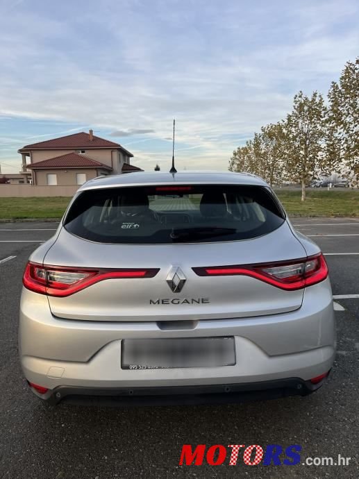 2019' Renault Megane Blue Dci 95 photo #4