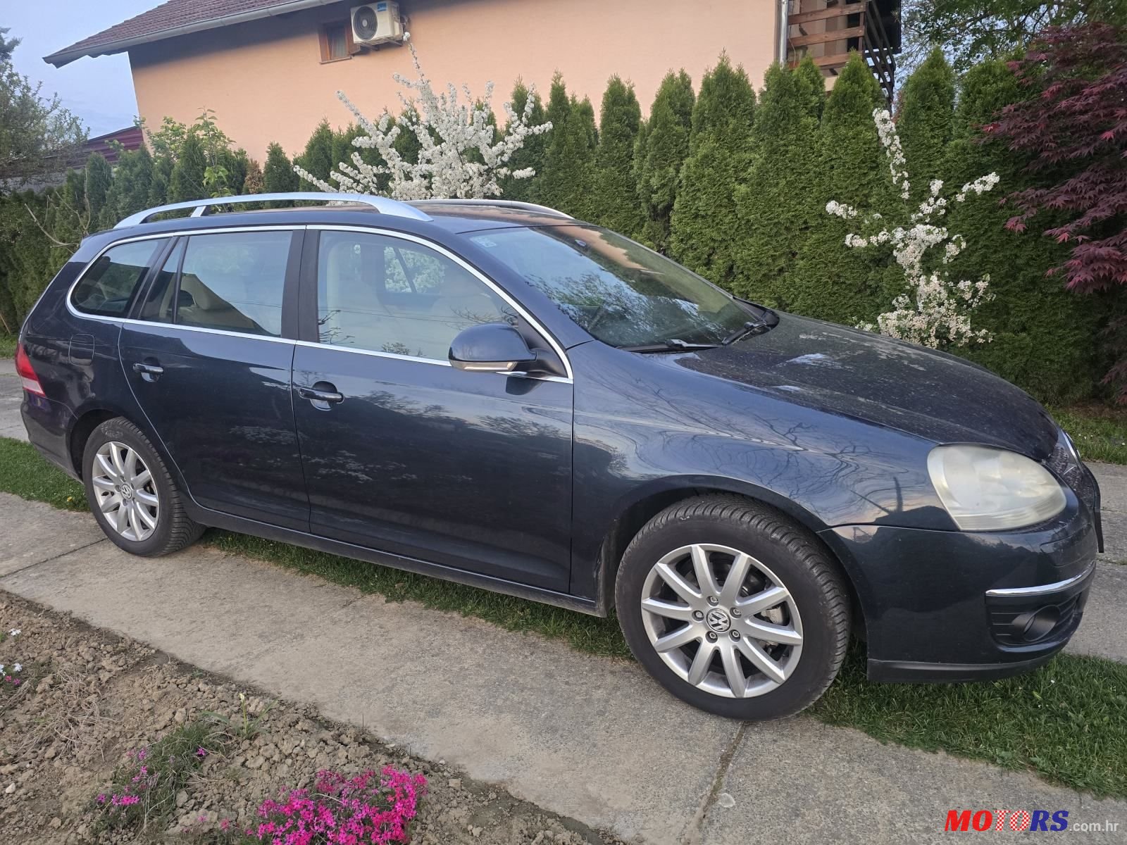 2008' Volkswagen Golf V Variant photo #1