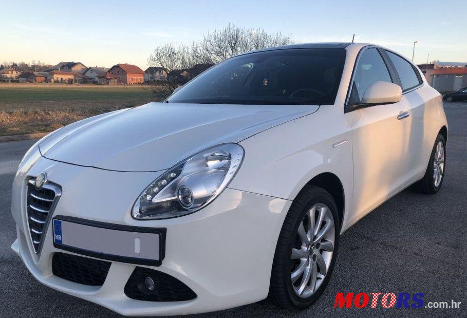 2013' Alfa Romeo Giulietta 2,0 D. N. A photo #1