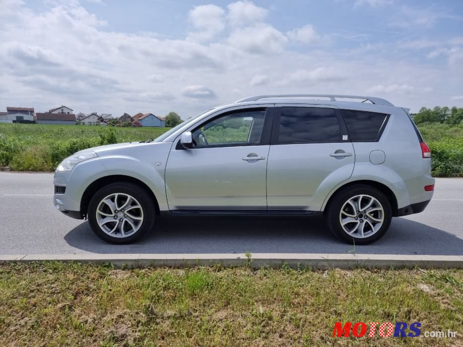 2010' Citroen C-Crosser 2,4 photo #3