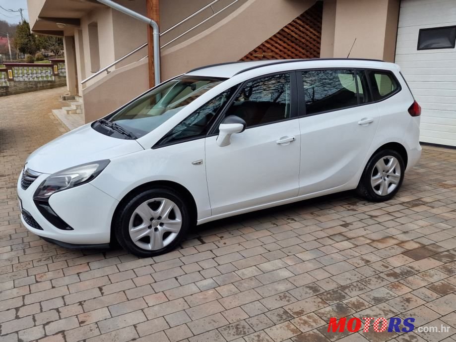 2012' Opel Zafira 2,0 photo #6