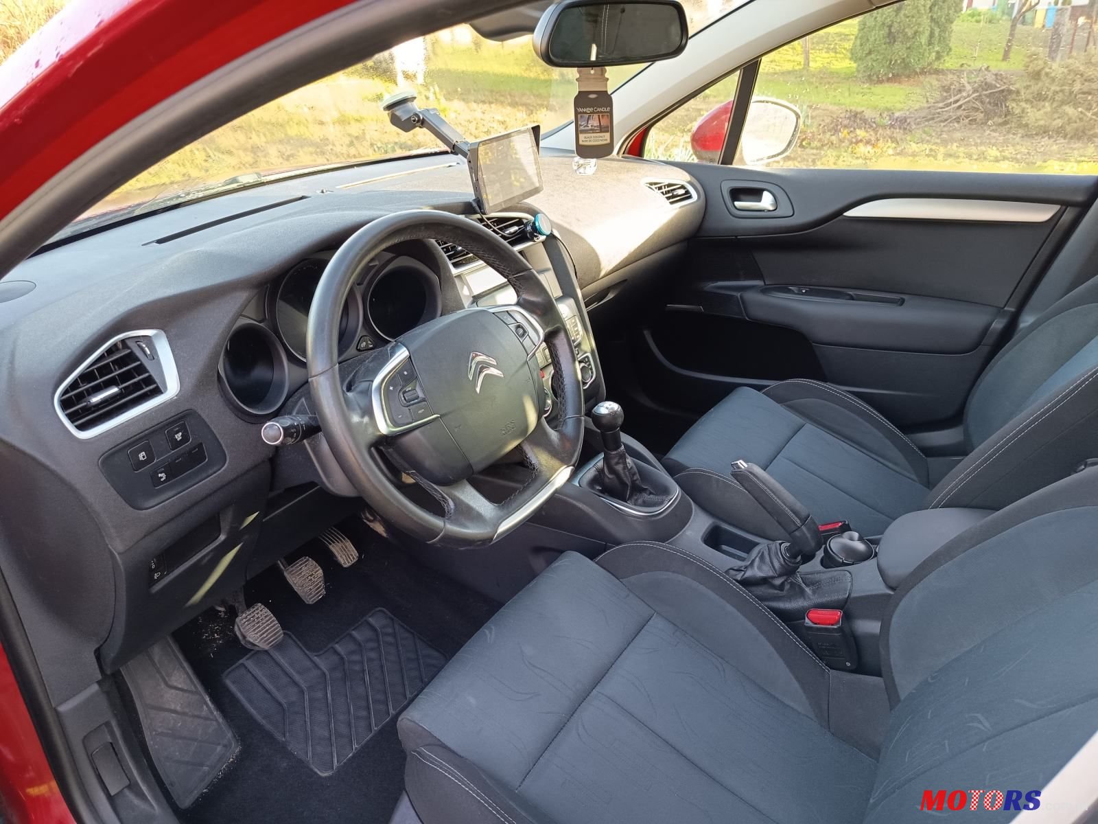 2012' Citroen C4 1,4 Vti photo #2