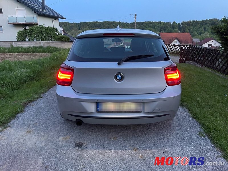 2011' BMW Serija 1 118I Sport photo #6