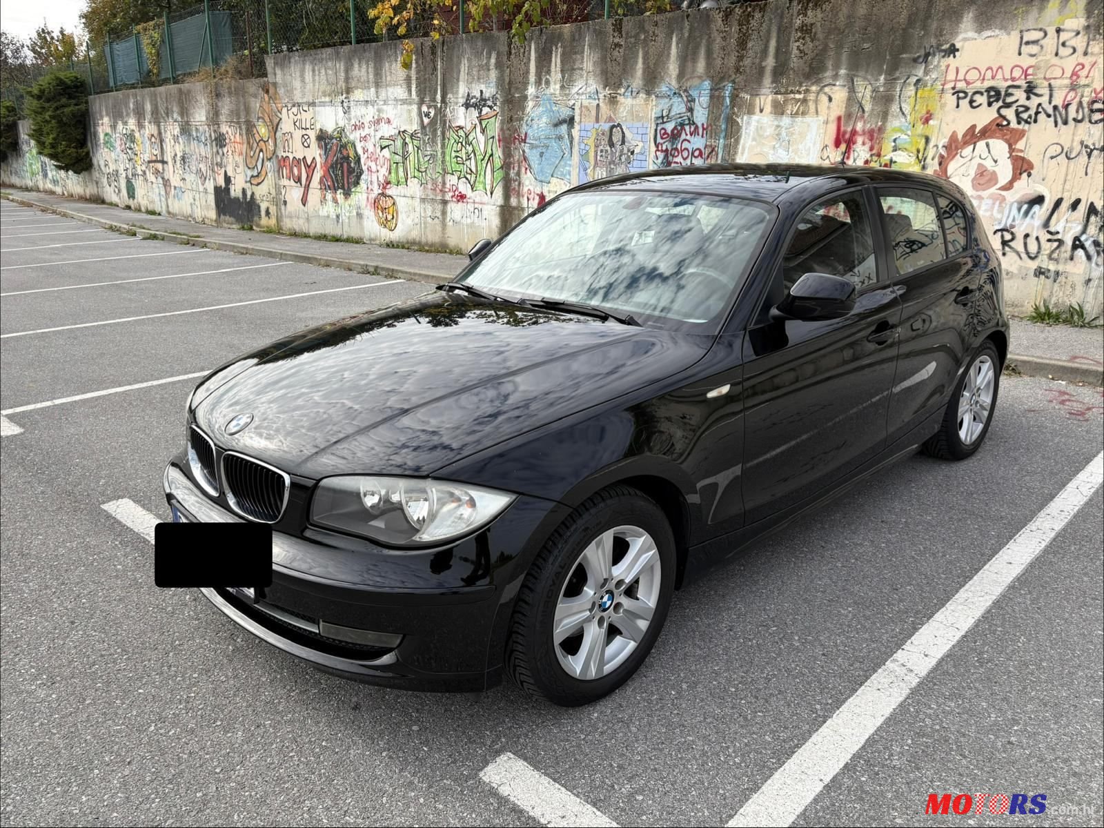 2010' BMW Serija 1 116D photo #2