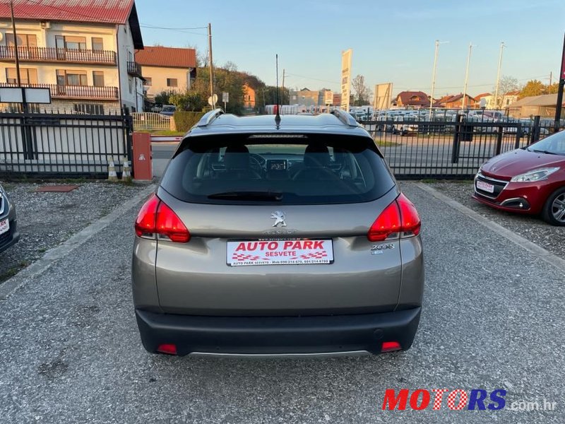 2014' Peugeot 2008 1,6 E-Hdi photo #3