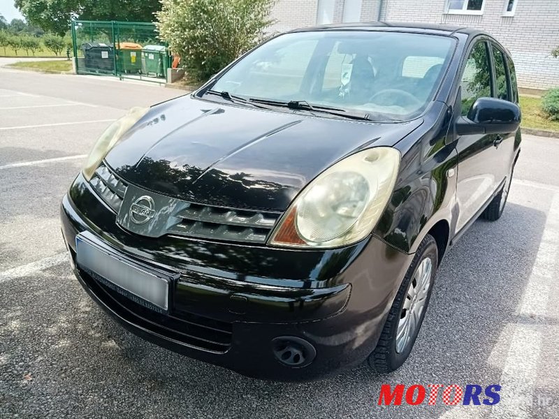 2009' Nissan Note 1,5 Dci photo #2