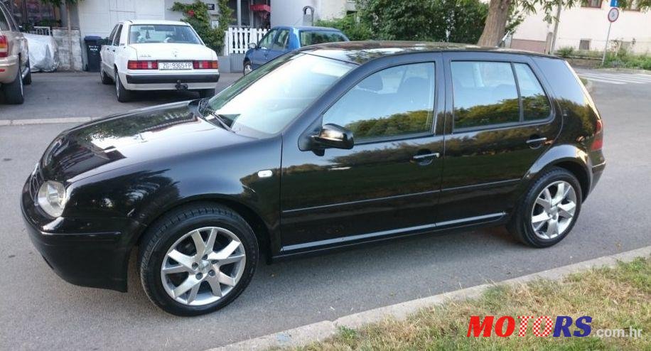 1999' Volkswagen Golf IV 1,6 photo #1