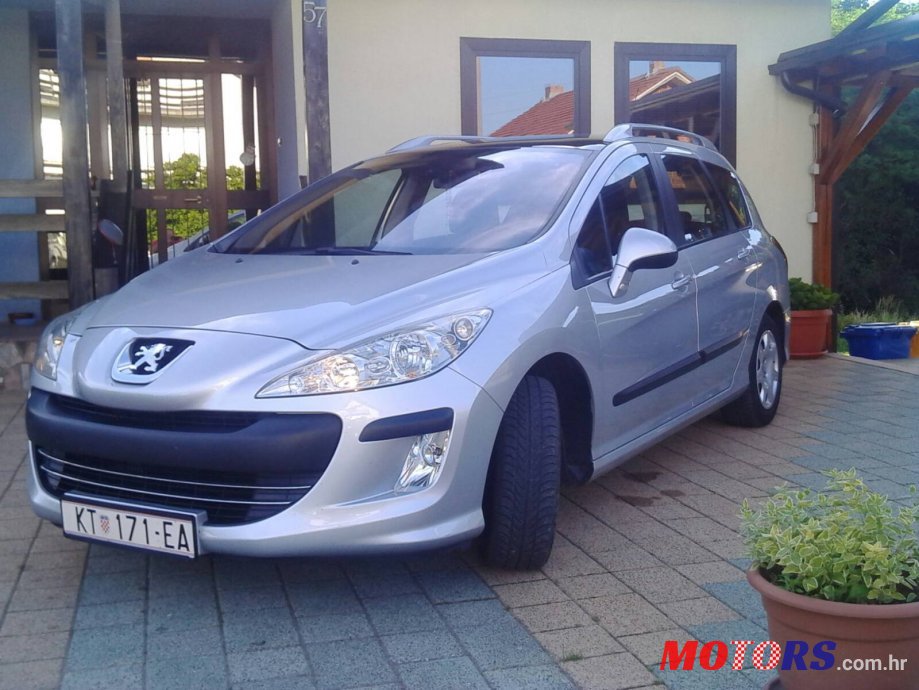 2010' Peugeot 308 photo #1