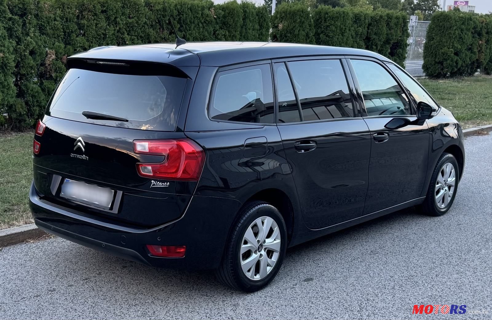 2015' Citroen C4 Grand Picasso photo #3
