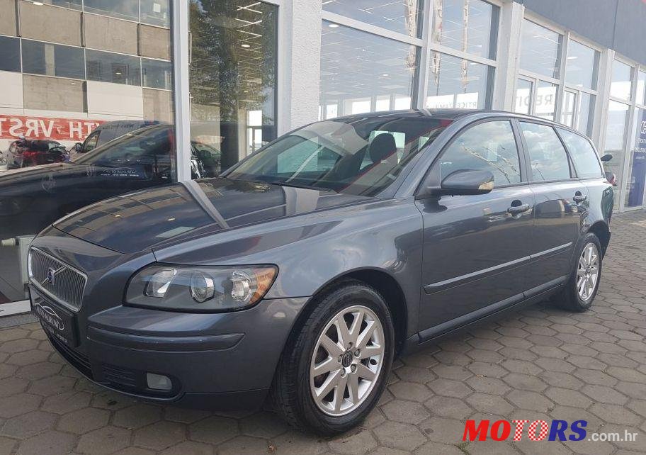 2005' Volvo V50 1,6 D photo #1