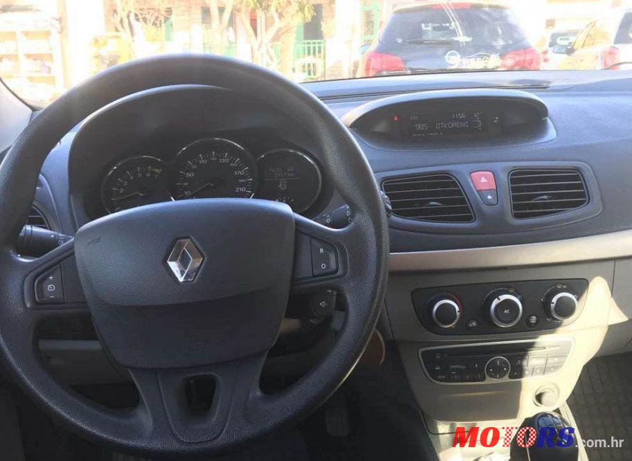 2011' Renault Megane 1,6 16V photo #2