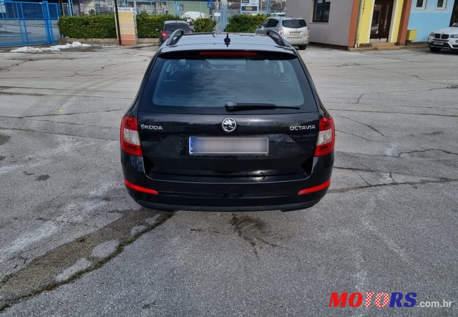 2015' Skoda Octavia Combi photo #4