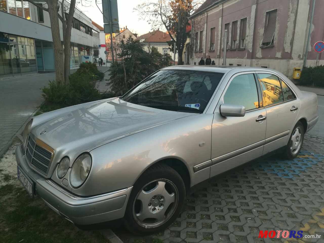 1997' Mercedes-Benz 280E avangard photo #3