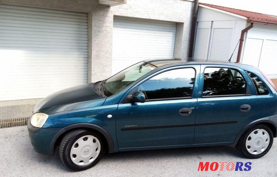 2001' Opel Corsa 1,2 16V photo #1