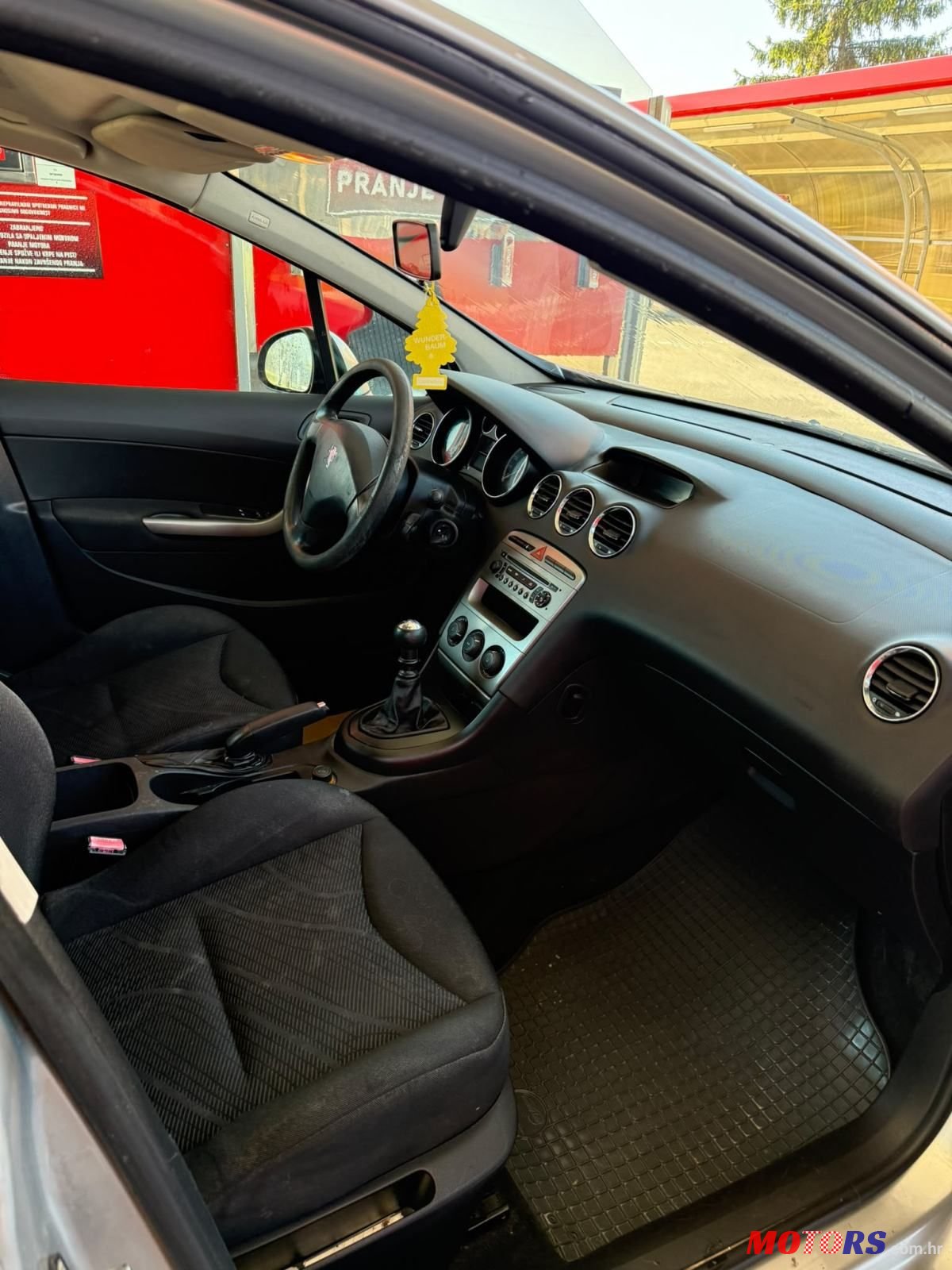 2008' Peugeot 308 Sw photo #6