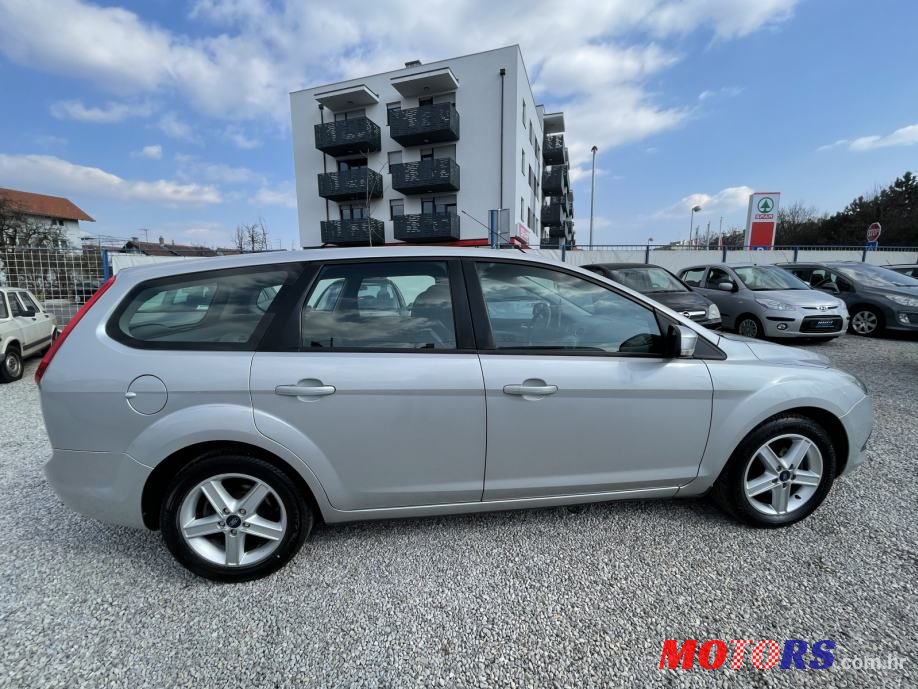 2009' Ford Focus 1,6 photo #2