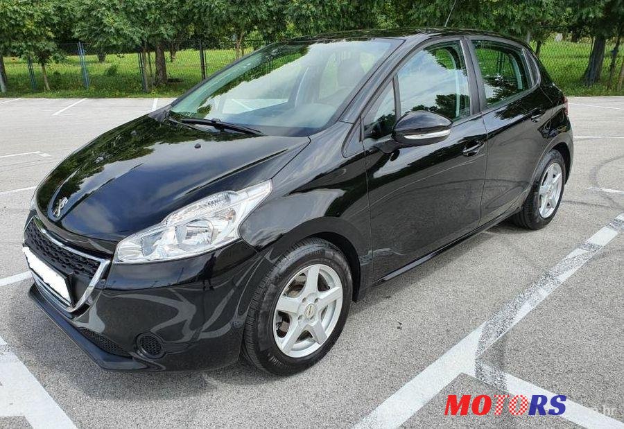 2014' Peugeot 208 1,6 E-Hdi photo #1