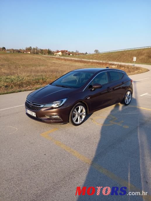 2016' Opel Astra 1.6 Cdti photo #1
