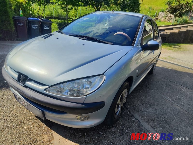 2004' Peugeot 206 206 1,4 Hdi photo #3