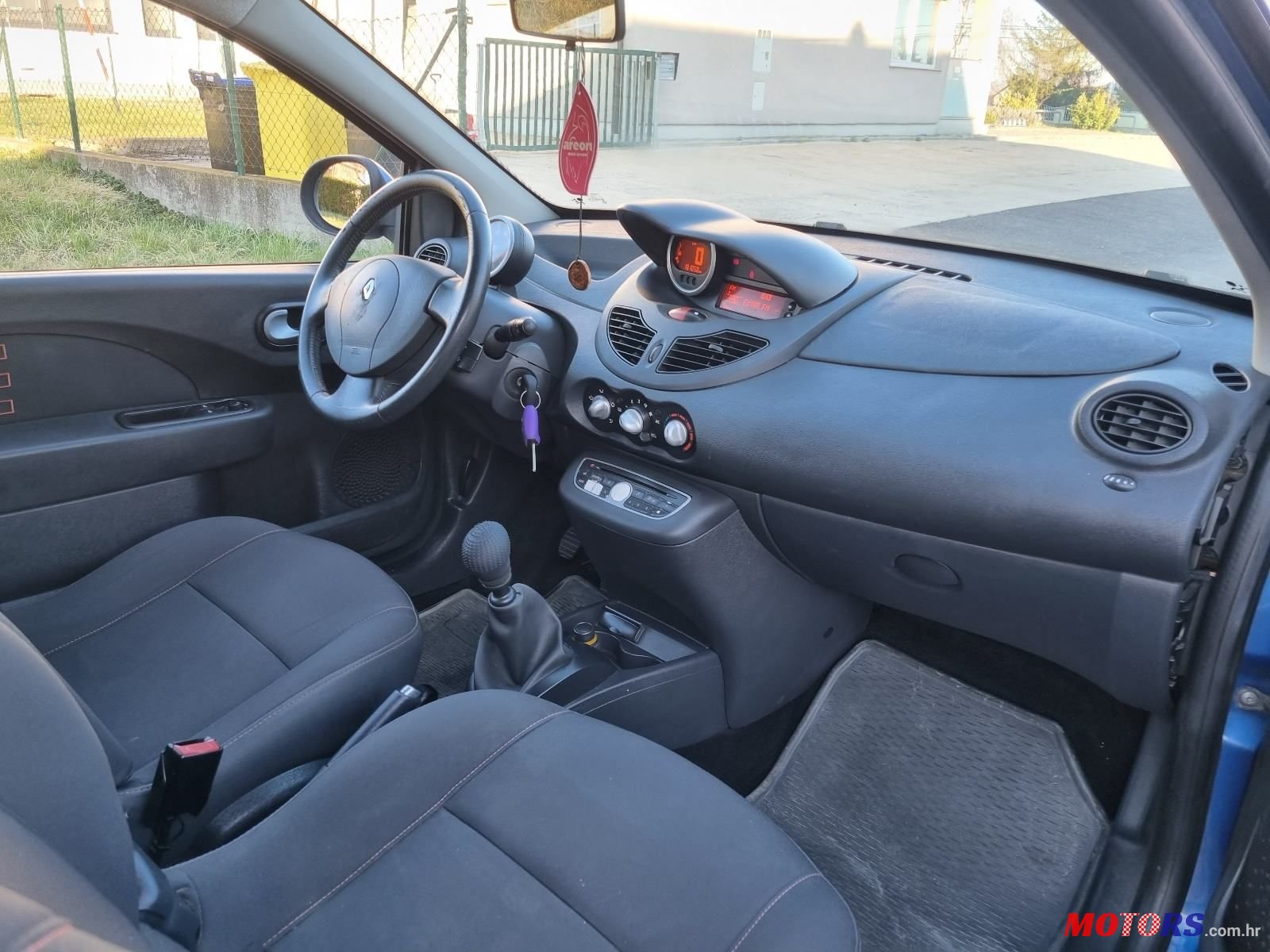 2009' Renault Twingo 1,2 photo #5