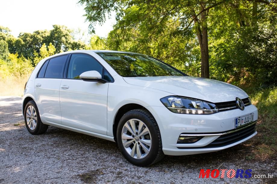 2018' Volkswagen Golf 7 1,0 Tsi photo #3