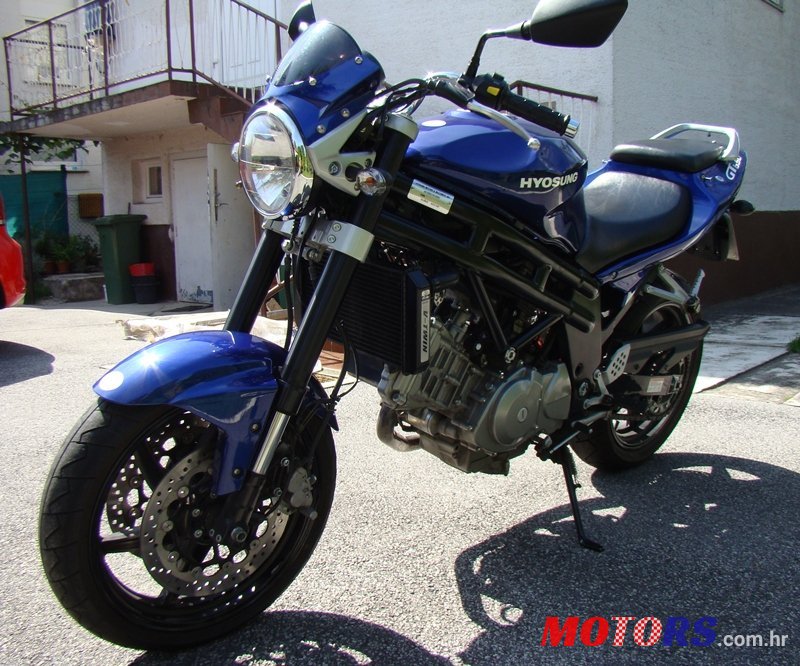 2009' Hyosung COMET GT650 photo #1