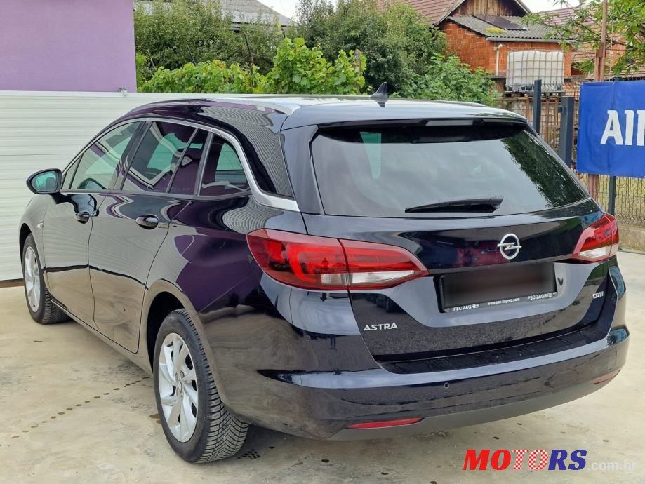 2019' Opel Astra Karavan photo #4