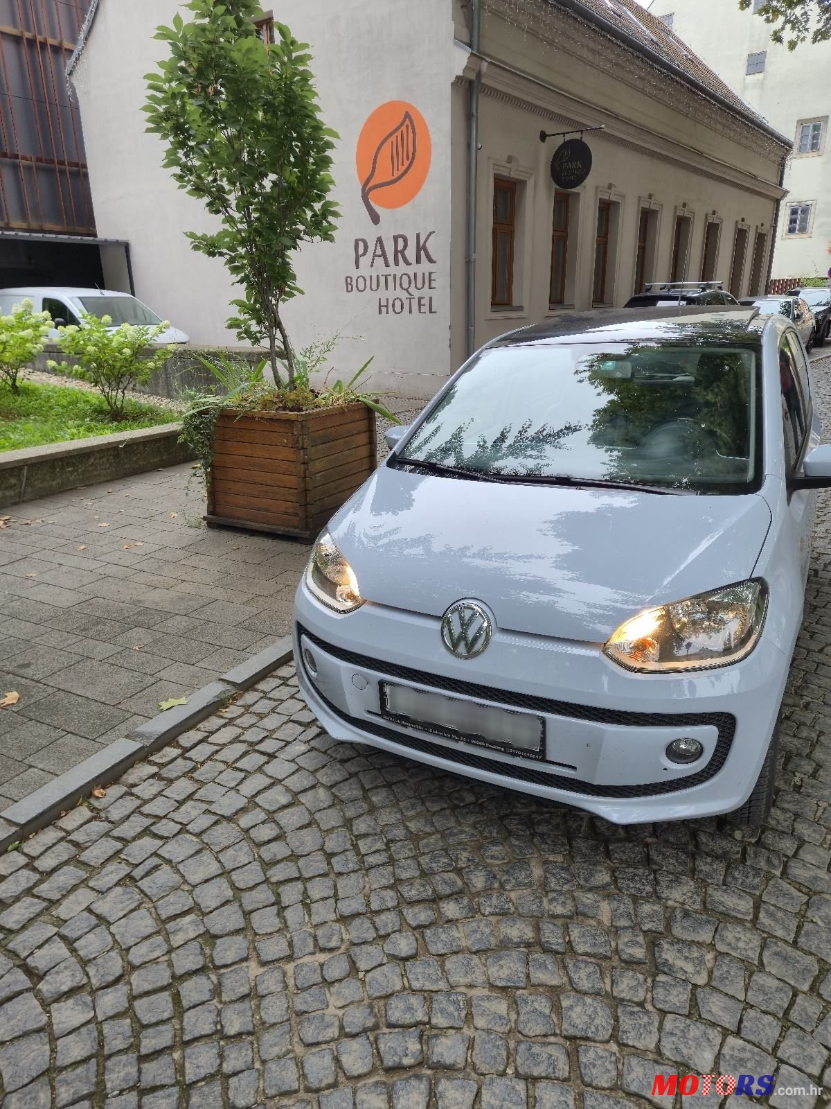 2013' Volkswagen Up! 1,0 Up! photo #4