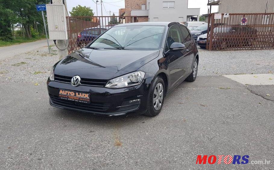 2013' Volkswagen Golf VII 1,6 Tdi Bmt photo #1