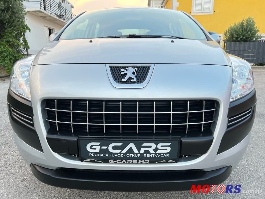 2012' Peugeot 3008 photo #2