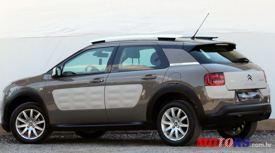 2014' Citroen C4 Cactus photo #4
