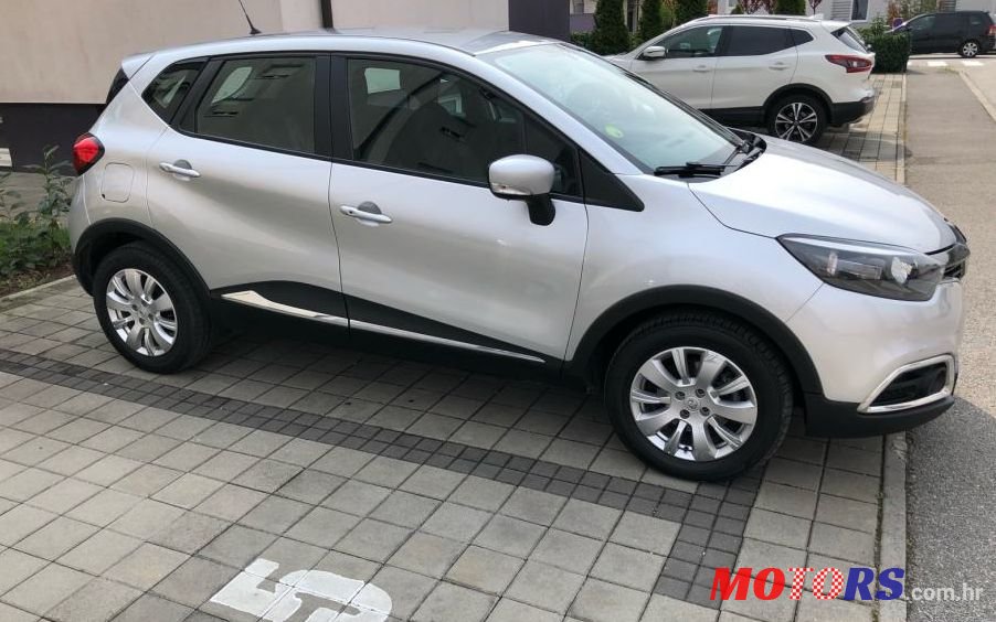 2014' Renault Captur Dci 90 Edc photo #1